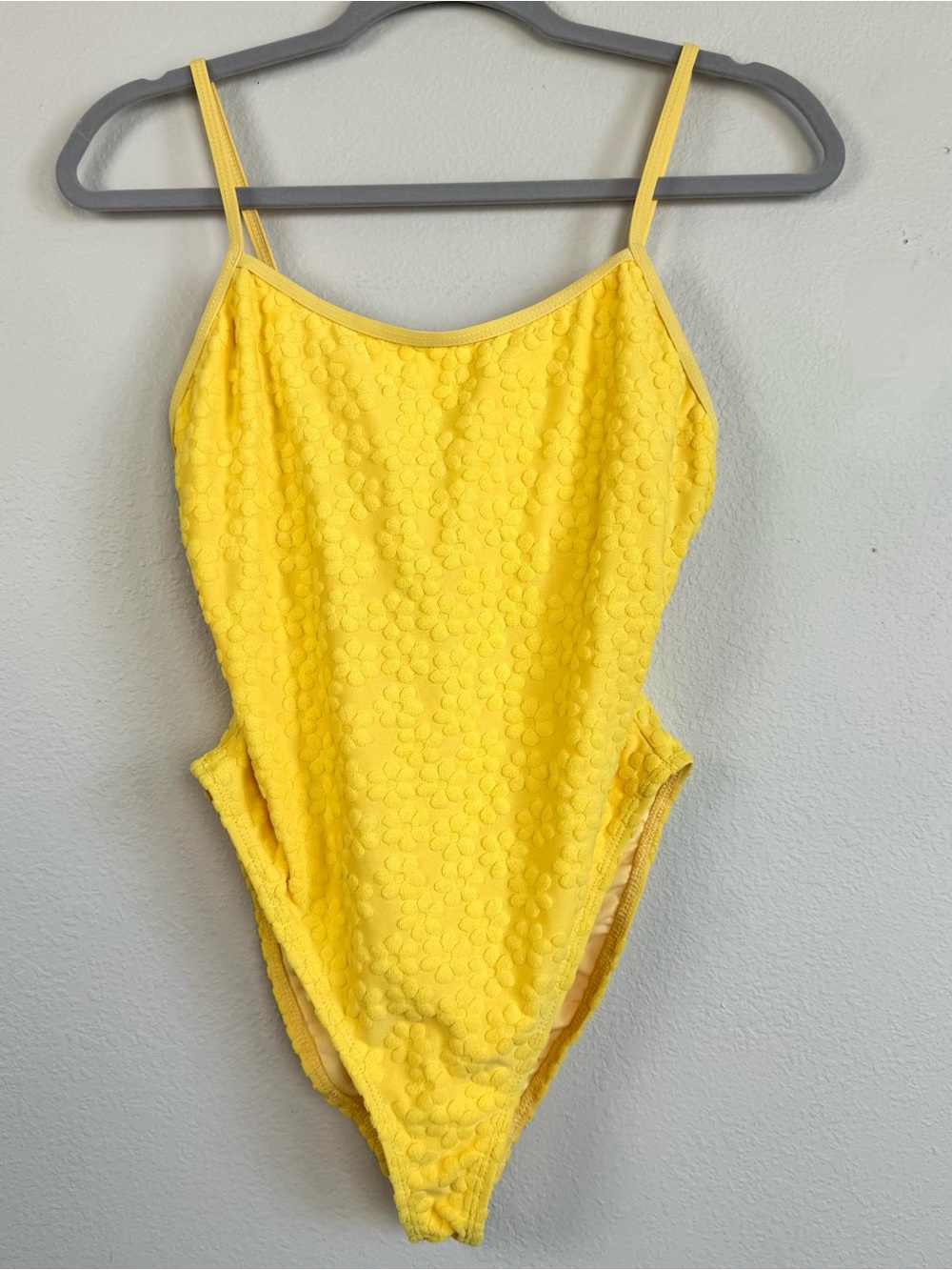 Dippin Daisys Women’s M One Piece Swimsuit High Cut Leg Yellow Terry Puff Floral